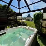 Apartamento La Glycine, Avec Acces Piscine Et Jacuzzi *