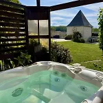 La Glycine, Avec Acces Piscine Et Jacuzzi Saint-Côme-de-Fresné