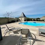 La Glycine, Avec Acces Piscine Et Jacuzzi