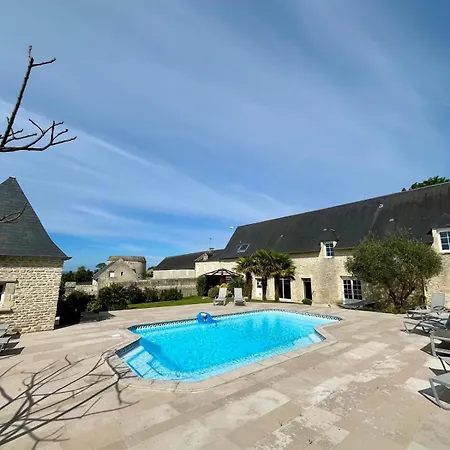 La Glycine, Avec Acces Piscine Et Jacuzzi *