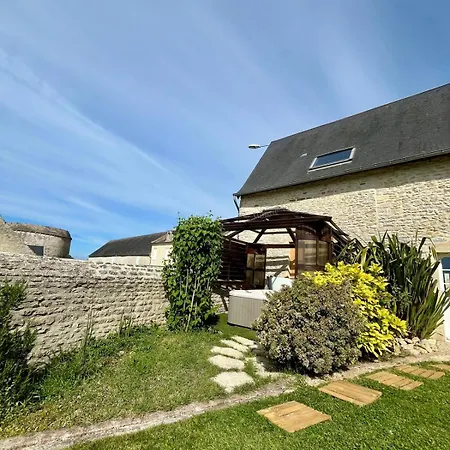 La Glycine, Avec Acces Piscine Et Jacuzzi * Saint-Côme-de-Fresné