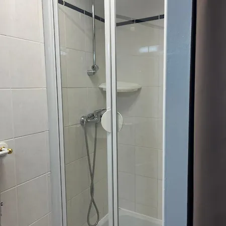Apartamento La Glycine, Avec Acces Piscine Et Salle De Sport Saint-Côme-de-Fresné
