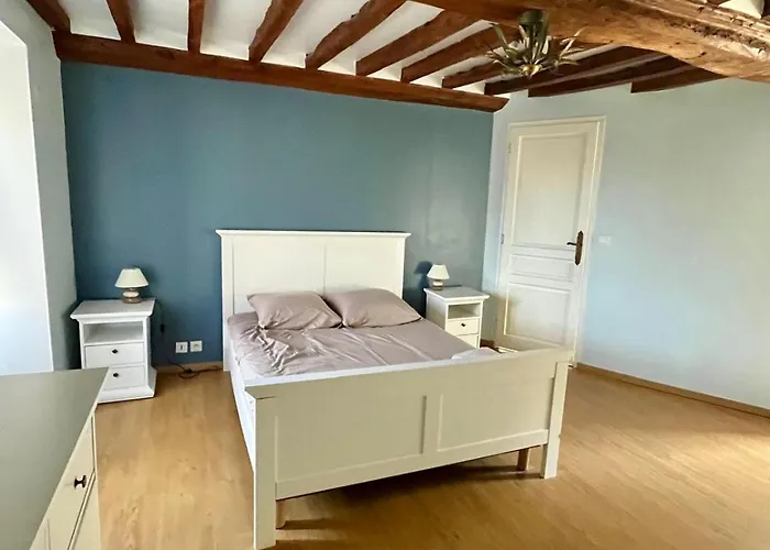 La Glycine, Avec Acces Piscine Et Jacuzzi *