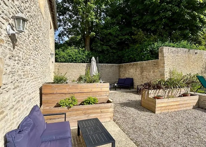 La Glycine, Avec Acces Piscine Et Jacuzzi Lejlighed *